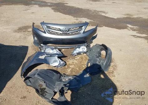 2012 Toyota Corolla S z USA, uszkodzony, nr VIN 2T1BU4EE2CC849324